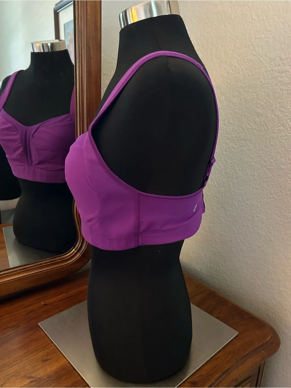 Lululemon Purple Longline Bralette Top - Women Intimates. Size 36D. nWTGS.